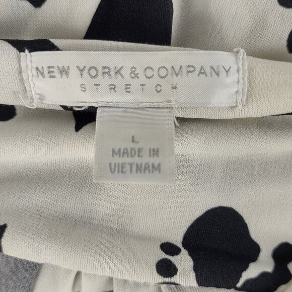 New York & Company Women's Floral Faux Wrap Dress Black White Cap Sleeve Size L - Picture 10 of 12